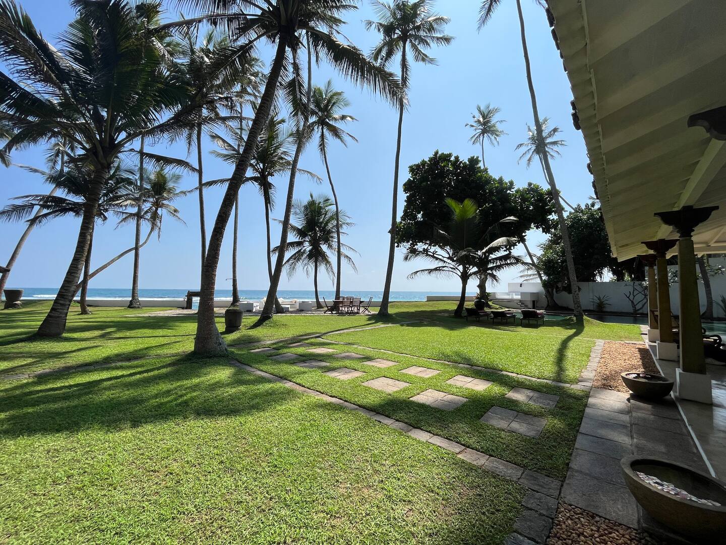 Olanda Villa Exterior facing the sea